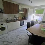Ferienwohnung, Apartment, Monteurwohnung Mit Klimaanlage Wettin-loebejuen Lobejun