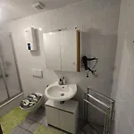Apartman Ferienwohnung, Apartment, Monteurwohnung Mit Klimaanlage Wettin-loebejuen *