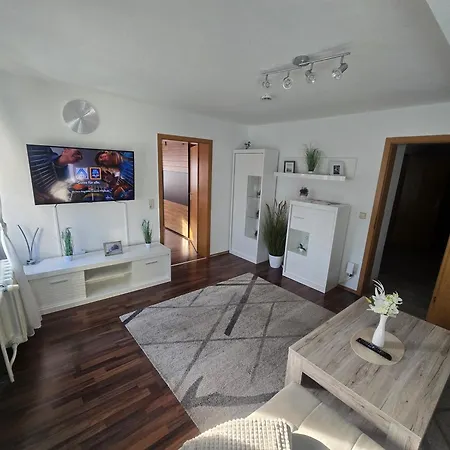 Apartment Ferienwohnung, Apartment, Monteurwohnung Mit Klimaanlage Wettin-loebejuen Lobejun