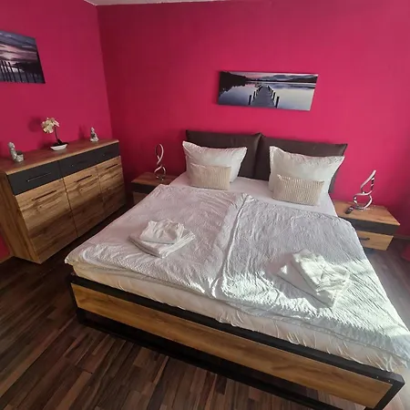 Apartment Ferienwohnung, Apartment, Monteurwohnung Mit Klimaanlage Wettin-loebejuen *